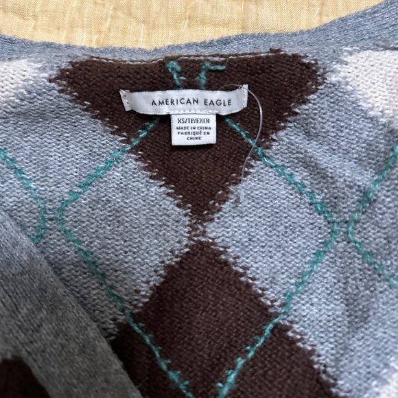 American Eagle Cropped Argyle Button-Up Cardigan - Picture 2 of 4